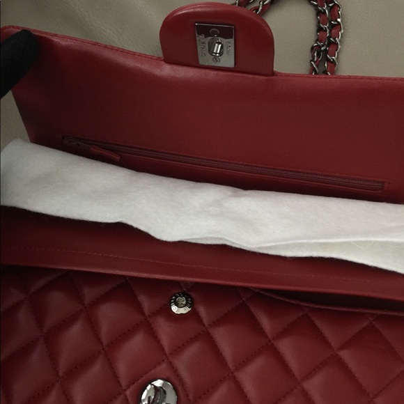 Brand New and RARE Chanel Classic Bag Deep Red - Picture 6 of 9